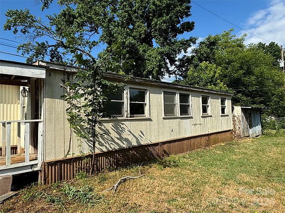 54 Elm Street, 38420 Emerald Town