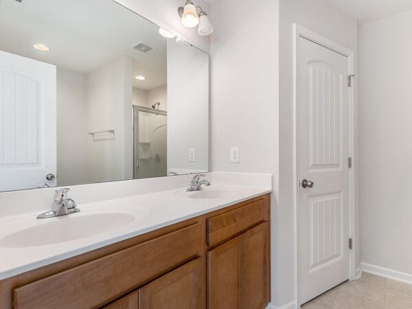 123 Oak Street, 67890 Copper Town