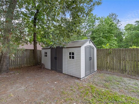 56 Goldcrest Avenue, 32415 Silver Town