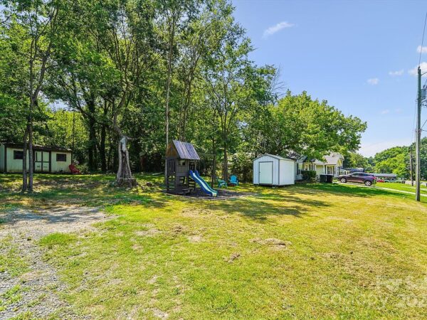 47 Redwood, 58201 Rhodium Town