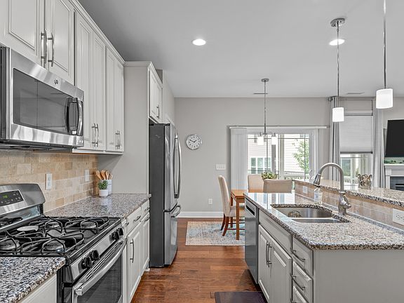 23 Rosewood, 75829 Silver Town