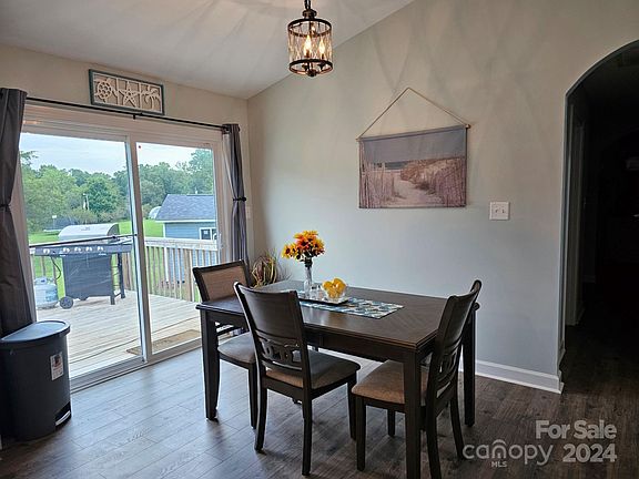 64 Quince St, 92741 Silver City