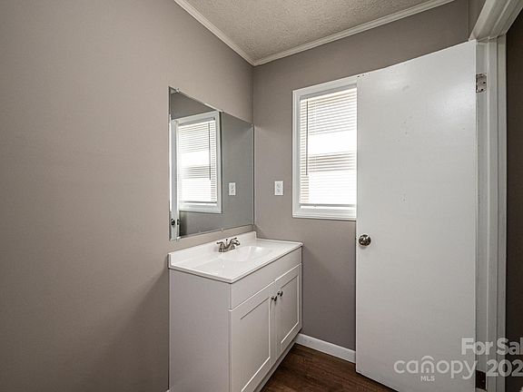 53 Maple Street, 48219 Mercury Town