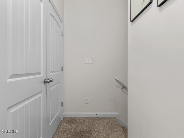 47 Greenbriar Lane, 63849 Gold City
