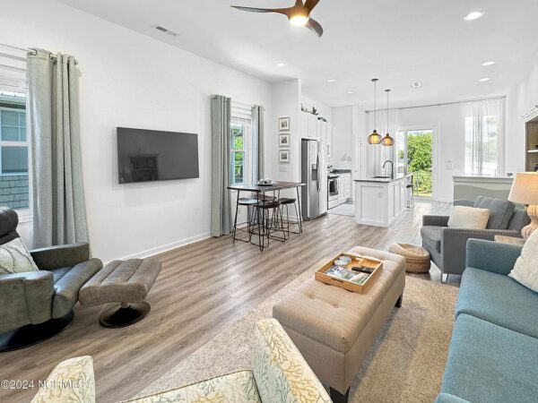 244 Dogwood Drive, 73591 Diamond Town