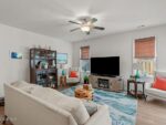 47 Greenbriar Lane, 63849 Gold City