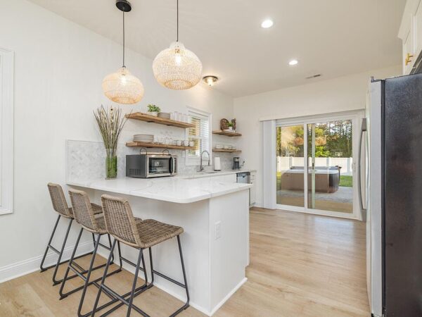 22 Oak Street, 31425 Silver City