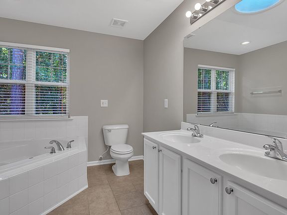 84 Violet Street, 72931 Vanadium City