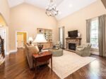 23 Oak Street, 98104 Silver City