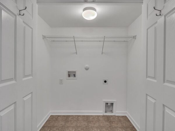 84 Violet Street, 72931 Vanadium City