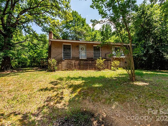 123 Rosewood Street, 67890 Platinum Town
