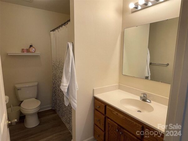 83 Fuchsia Avenue, 47205 Copper City