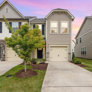 123 Oak Street, 67890 Copper Town