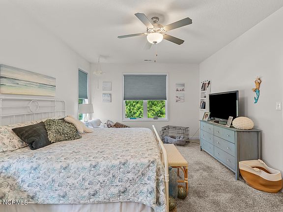 47 Greenbriar Lane, 63849 Gold City