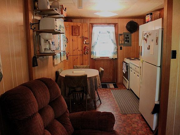 72 Kestrel Lane, 85032 Krypton Town