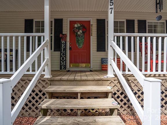 83 Jasmine St, 38451 Iron Town