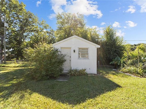 131 Fir Lane, 47829 Iron Town
