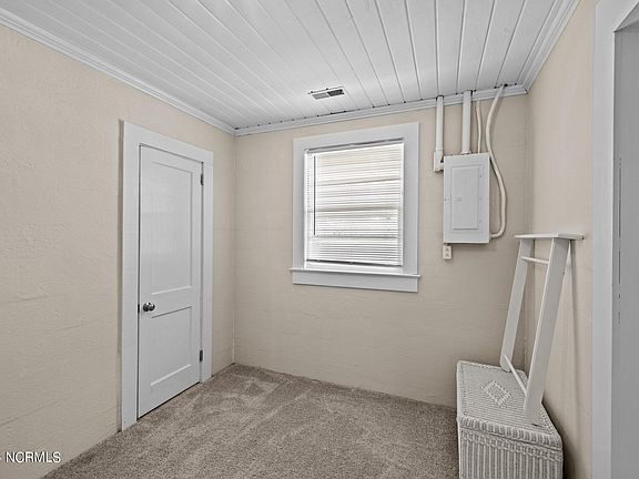 83 Maple Street, 74629 Silver City