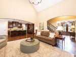 23 Oak Street, 98104 Silver City