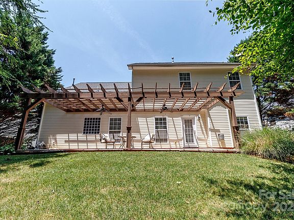 82 Ulmus Avenue, 74923 Uranium City