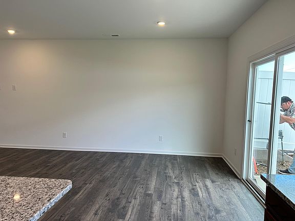123 Lilac Street, 67890 Silver City