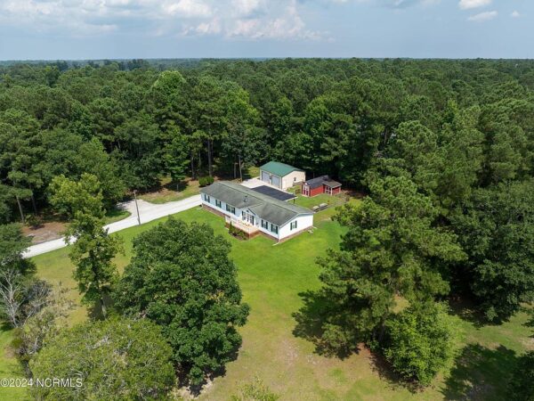 128 Oak Street, 49567 Quartz City