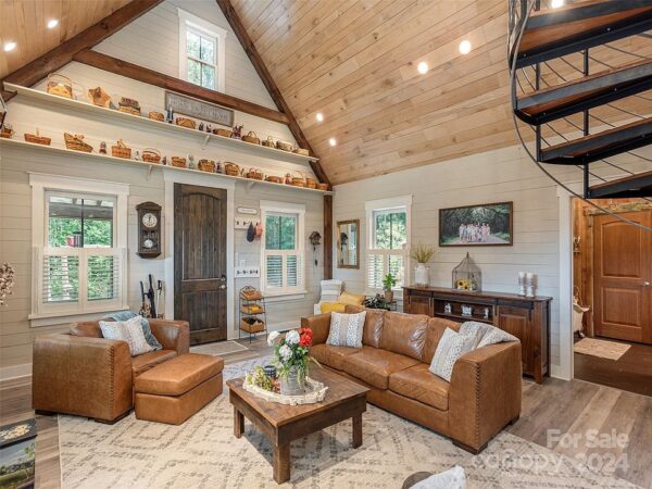 52 Nectarine Street, 89475 Nickel Town