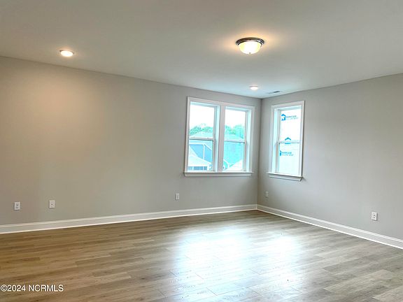 27 Fir Street, 56392 Copper City