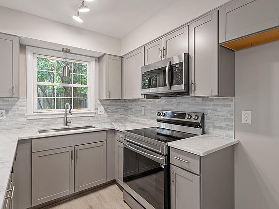 124 Birch Street, 90235 Brass City