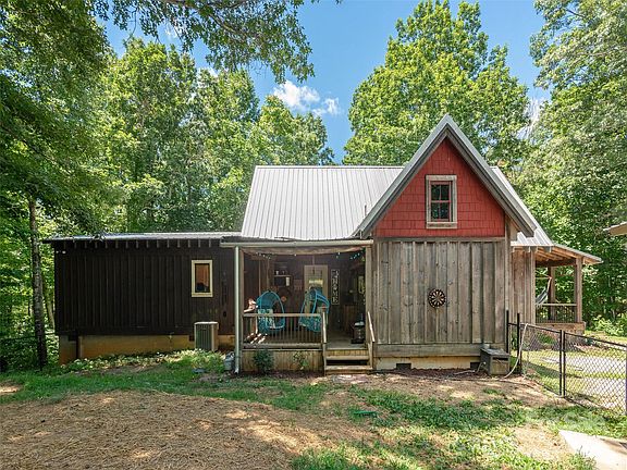 52 Nectarine Street, 89475 Nickel Town