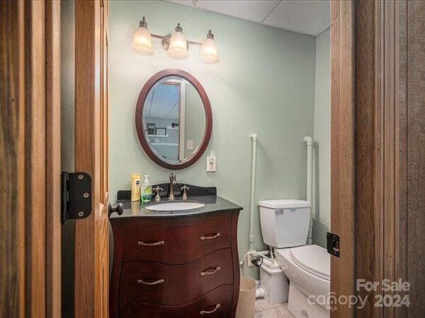 23 Fir Street, 86753 Iron Town