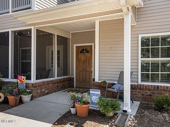 19 Lavender St, 58264 Lead Town