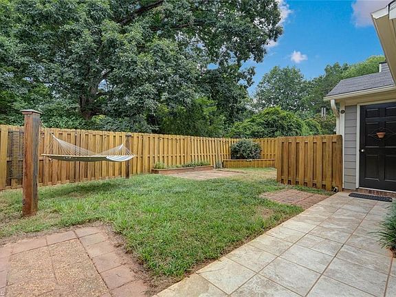 82 Quince Street, 27103 Silver Town