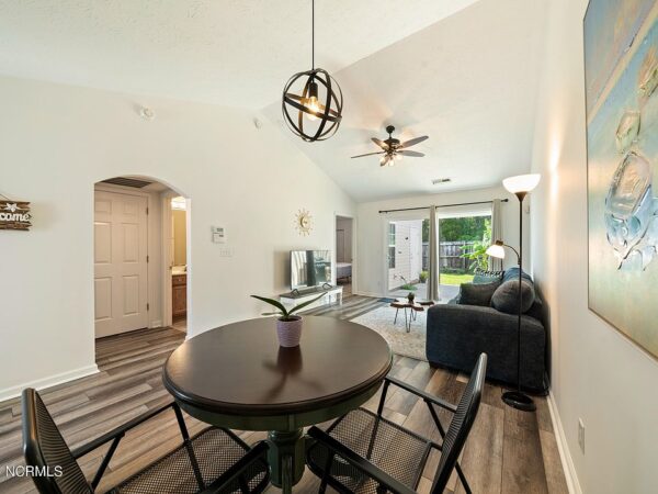 52 Pine Street, 72634 Platinum City