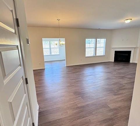 123 Rose St, 67890 Silver City