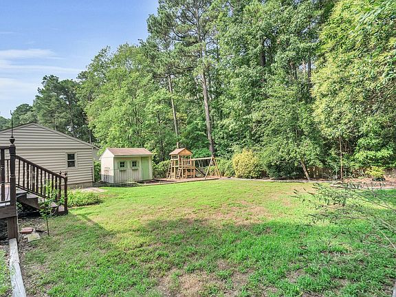 57 Lilac Lane, 29481 Lead Town