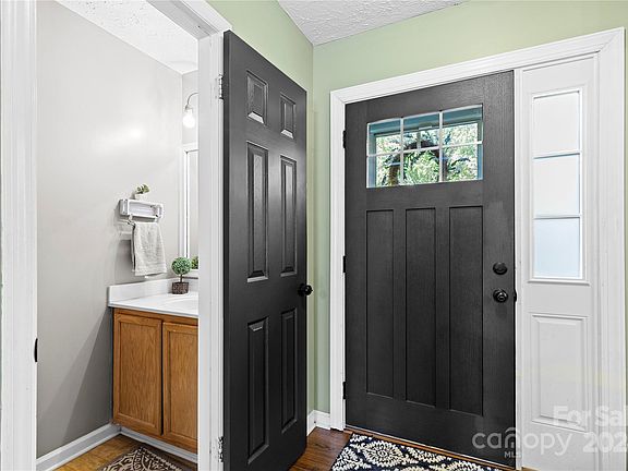 73 Dahlia Street, 48216 Copper City