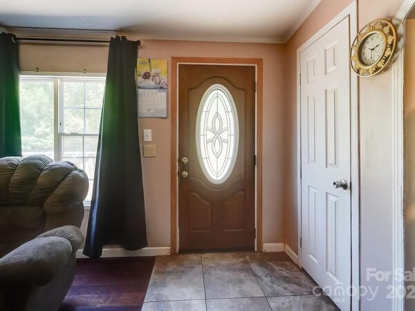 154 Kingfisher Road, 87654 Krypton City