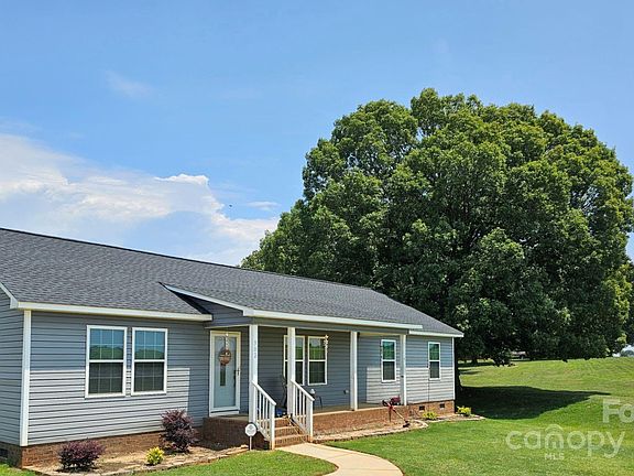 64 Quince St, 92741 Silver City
