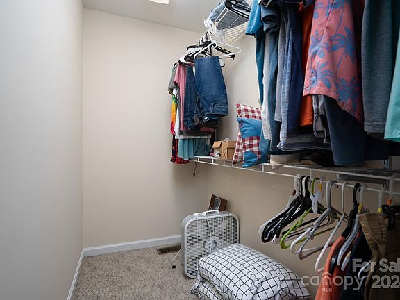 83 Jasmine St, 38451 Iron Town