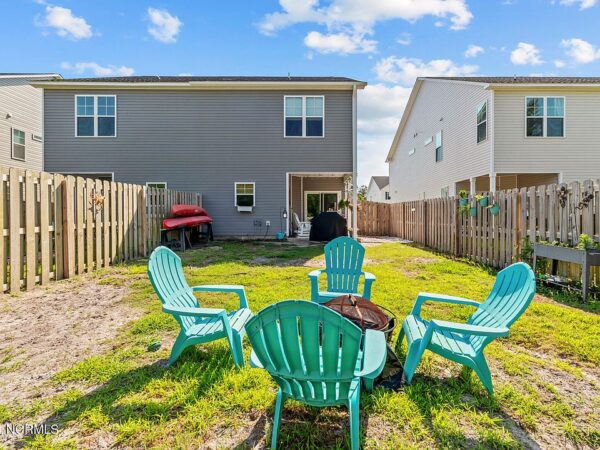 47 Greenbriar Lane, 63849 Gold City