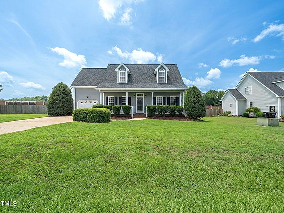 123 Lavender Lane, 67890 Lead Town