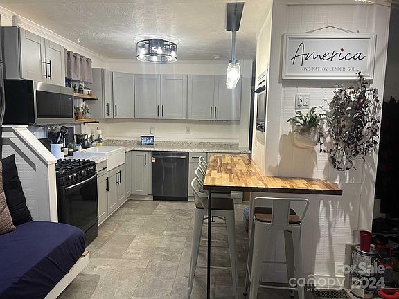 123 Jasmine St, 67890 Silver Town