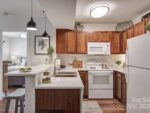 27 Jasmine St, 37492 Iron City
