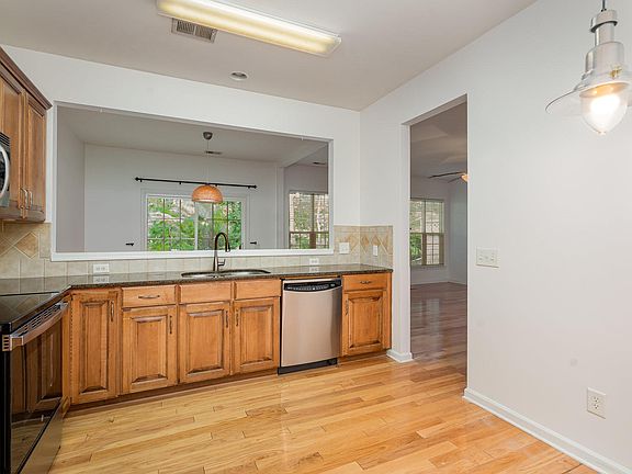 145 Kalmia Street, 62817 Titanium Town