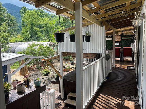 123 Jasmine St, 67890 Silver Town