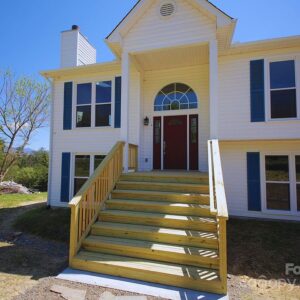 27 Kalmia Street, 47516 Nickel Town