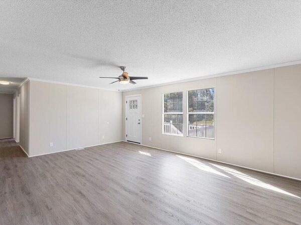142 Yellow Rose Street, 73920 Silver City