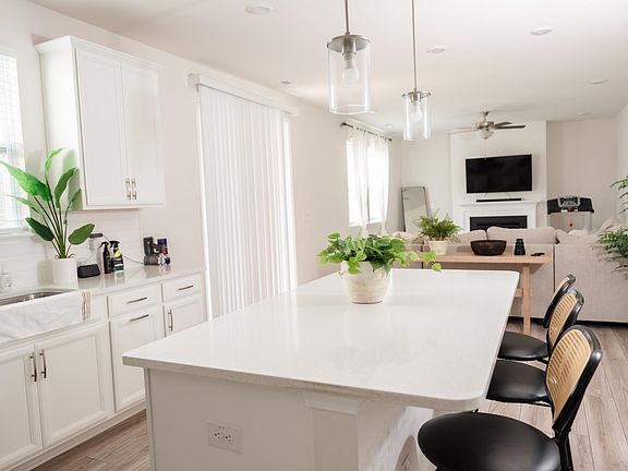 57 Jasmine Lane, 85932 Jasper Town