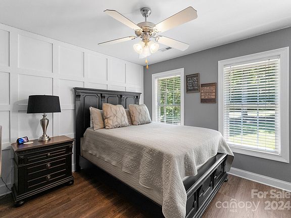 15 Aspen Street, 92817 Aluminum City